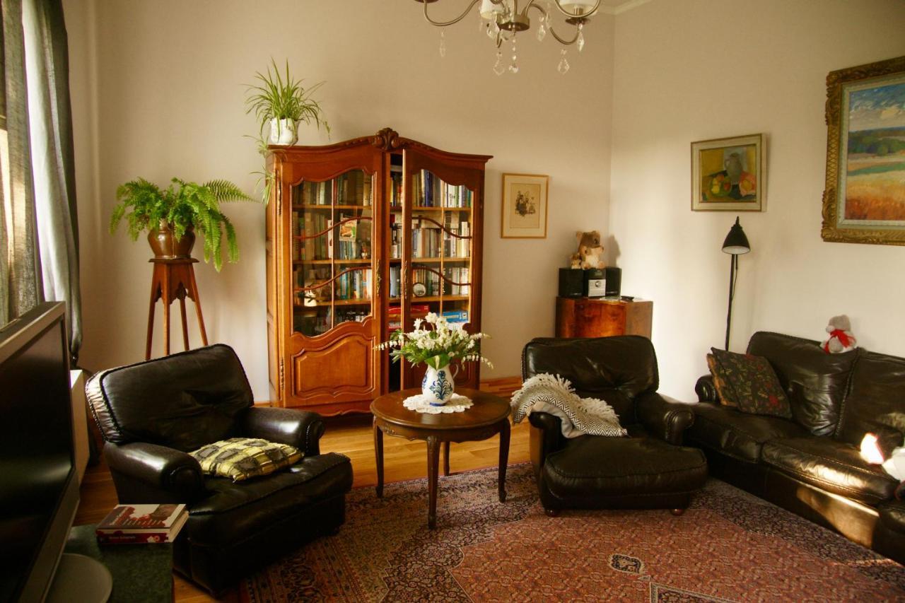 דירות Pāle Bear Manor Lacu Muizina מראה חיצוני תמונה