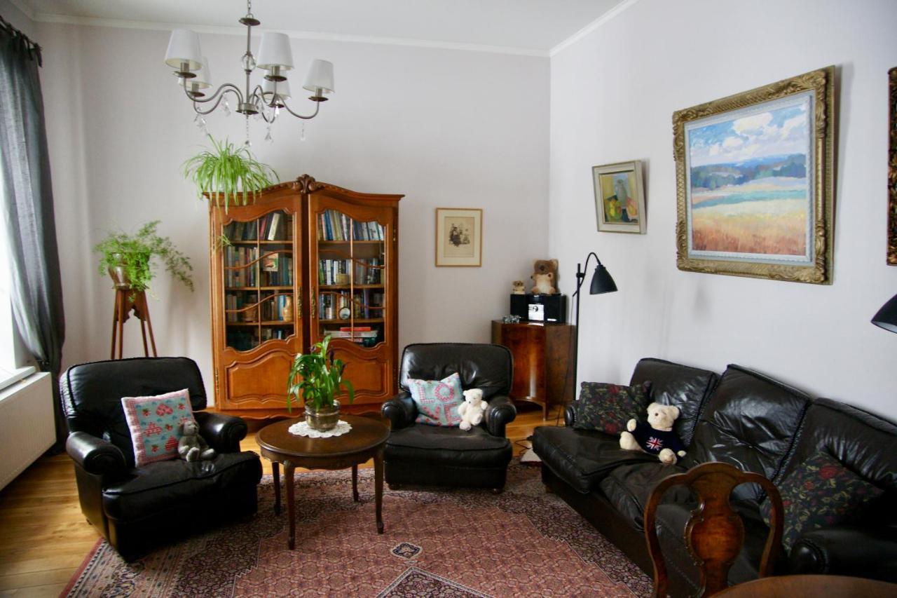 דירות Pāle Bear Manor Lacu Muizina מראה חיצוני תמונה